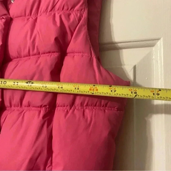 Gap Pink Puffer Vest Wonen’s Size Medium - Picture 10 of 14